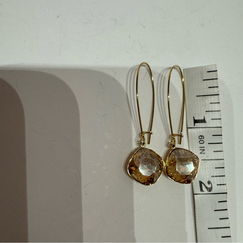 SWAROVSKI THANKFUL GOLDEN SHADOW PIERCED EARRINGS - Picture 7 of 7